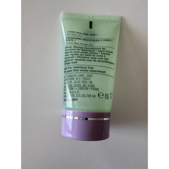 New Clinique All About Clean Liquid Facial Soap Mild Mini 1 oz Dry Skin - Picture 2 of 2
